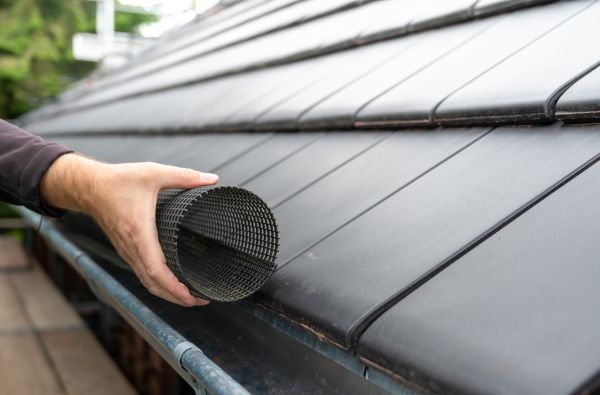 Gutter Mesh Installation in Seminole